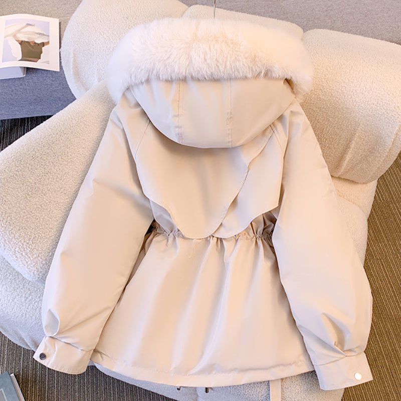 Josephine | Elegant winter coat with fur